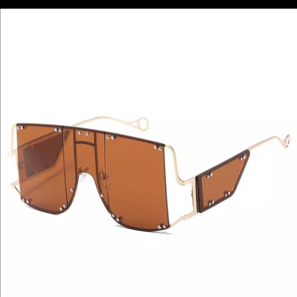 Trendy Oversized Sunglasses